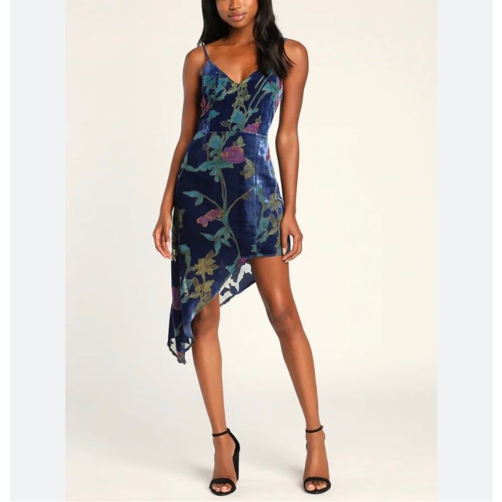 Lulu's Floral Velvet Asymmetrical Mini Dress